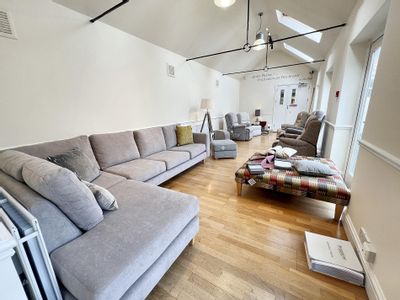 Property Image for The Vale, 18-20 Leicester Road, Blaby, Leicestershire LE8 4GQ