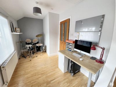 Property Image for The Vale, 18-20 Leicester Road, Blaby, Leicestershire LE8 4GQ