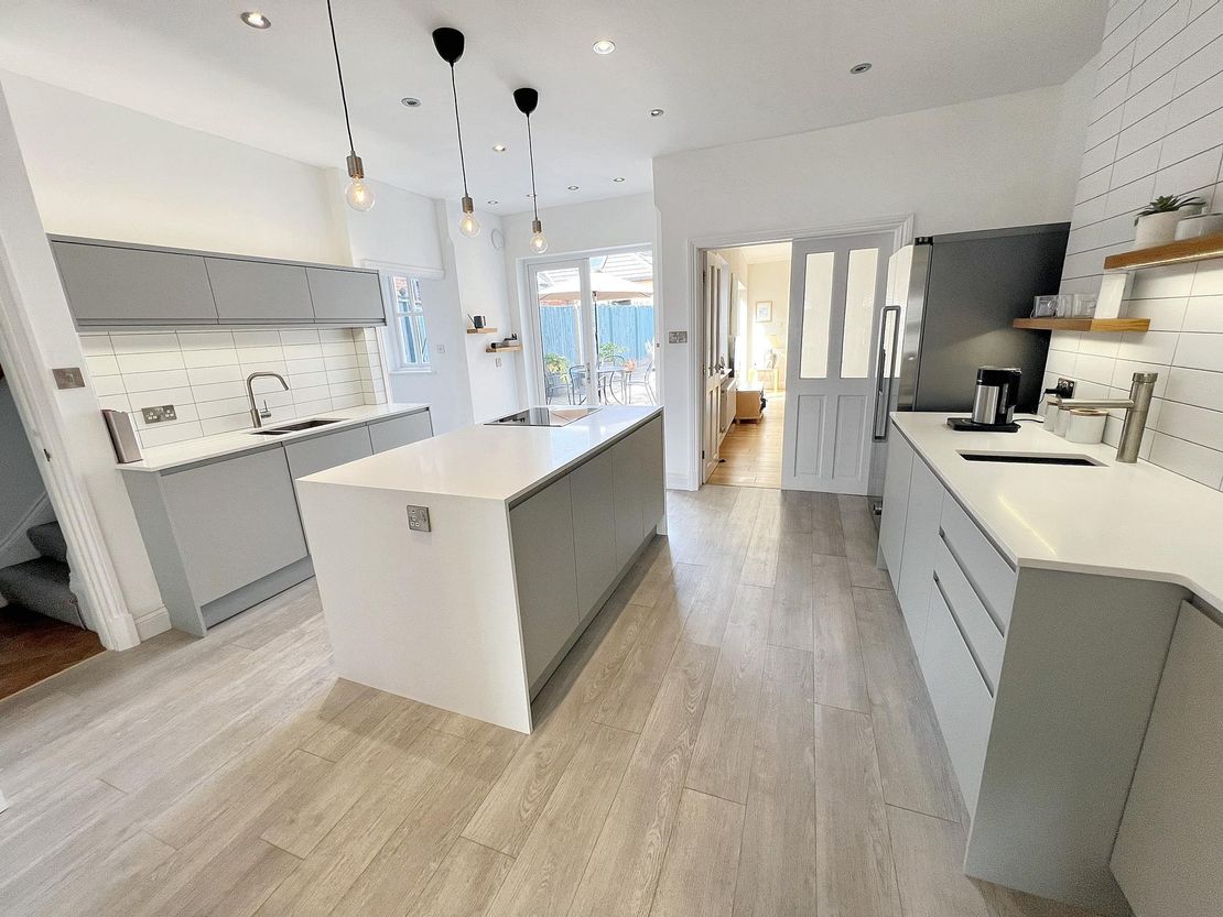 The Vale, 18-20 Leicester Road, Blaby, Leicestershire LE8 4GQ