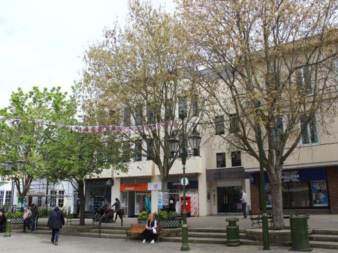 Ridgeland House, 15 Carfax, Horsham, West Sussex, RH12 1ER