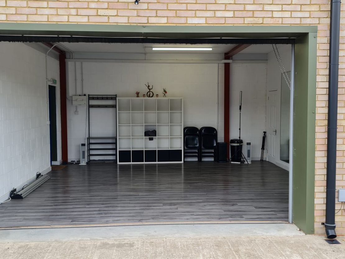 The Telegraph, Handcross Road, Howards Nursery, Plummers Plain, Nr Horsham, RH13 6NX