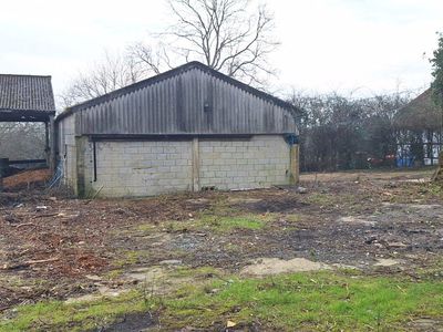 Property Image for Workshop at Redlands Farm, Redlands Lane, Horsham Road, Mid Holmwood, Surrey, RH5 4EL