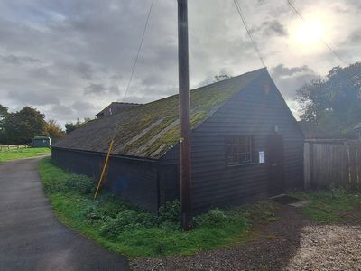 Property Image for The Long Barn, Castle Lane, Floodgates Farm, West Grinstead, West Sussex, RH13 8LH