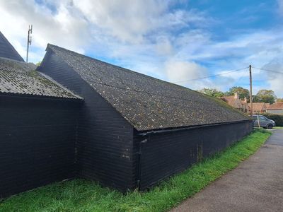 Property Image for The Long Barn, Castle Lane, Floodgates Farm, West Grinstead, West Sussex, RH13 8LH