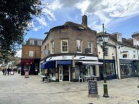 Property Image for 43- 44 Carfax, Horsham, West Sussex, RH12 1EQ