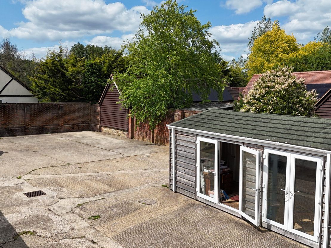 Rowhook Hill Farm, Bognor Road, Broadbridge Heath, West Sussex, RH12 3PS