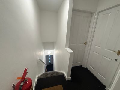 Property Image for First Floor, 442 Leeds Road, Wakefield, West Yorkshire, WF1 2JB
