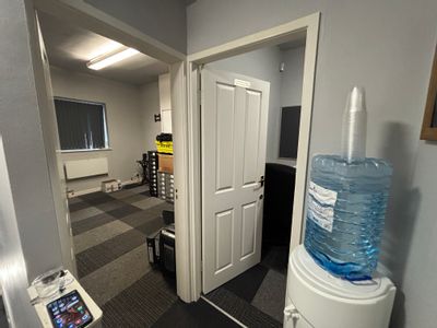 Property Image for First Floor, 442 Leeds Road, Wakefield, West Yorkshire, WF1 2JB