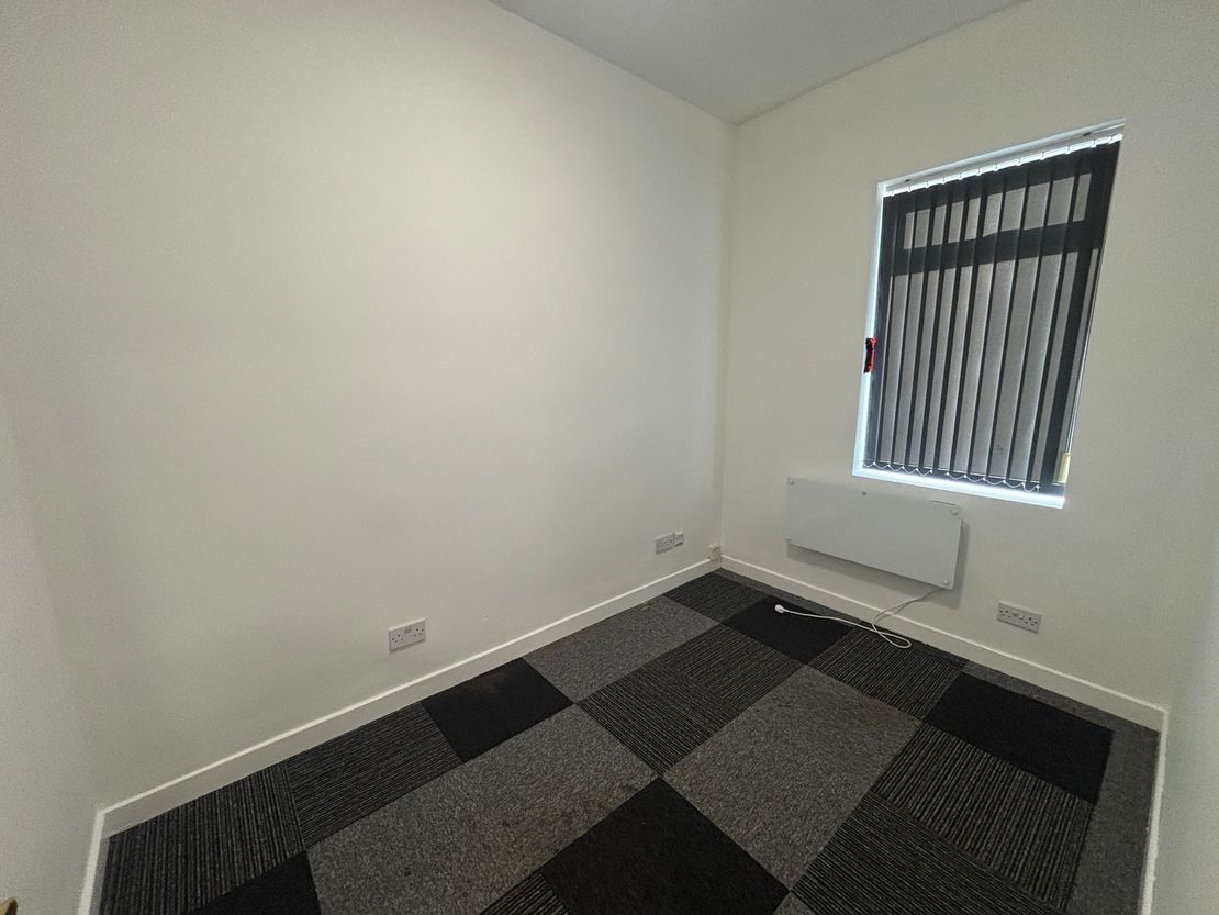 First Floor, 442 Leeds Road, Wakefield, West Yorkshire, WF1 2JB