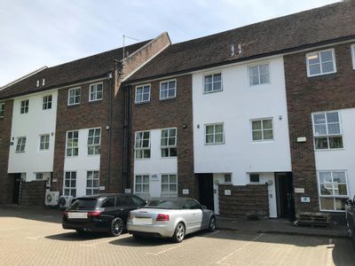 Property Image for 192 High Street, Tonbridge, TN9 1BE
