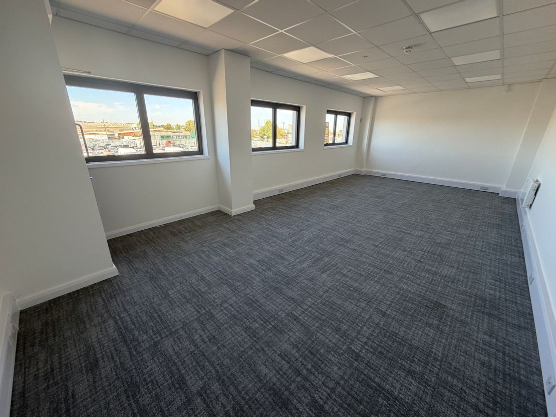 Unit E, 209 Manor Road, Erith, DA8 2AD