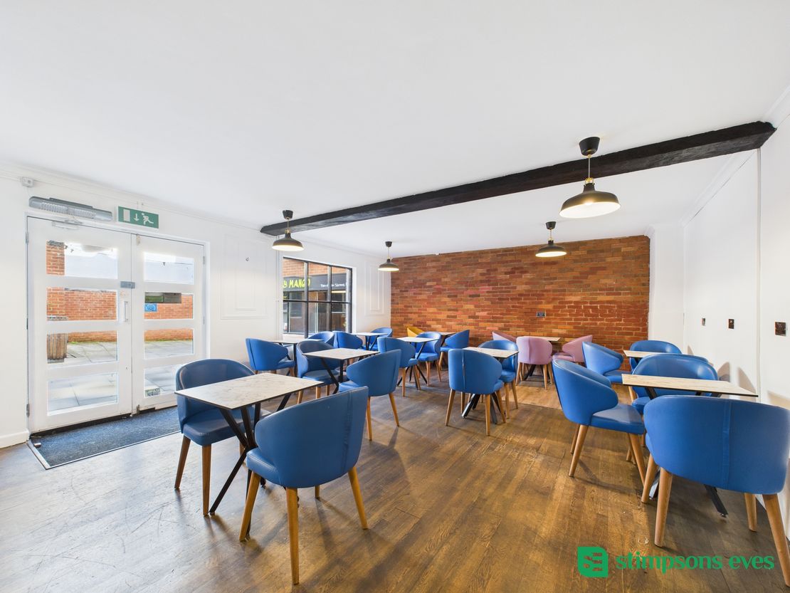 3 Cornwall Place, Buckingham, MK18 1SB