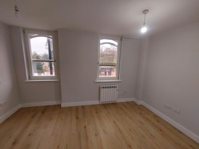 Property Image for Bridge House, 97-101 High Street, Tonbridge, Kent, TN9 1DR