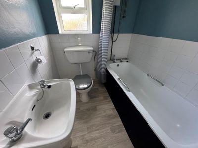 Property Image for 1 The Street, Newington, Folkestone, Kent