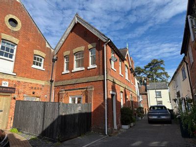 Property Image for 3 Swan Apartments, Upper Basingwell Street, Bishops Waltham, Southampton