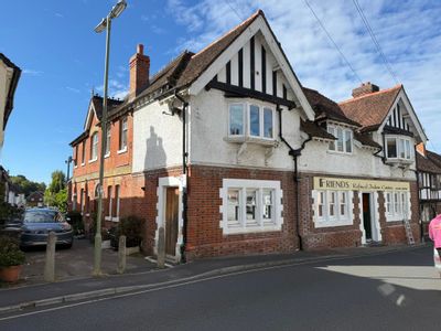 Property Image for 3 Swan Apartments, Upper Basingwell Street, Bishops Waltham, Southampton