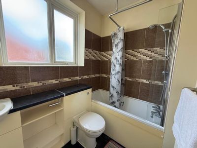 Property Image for Flat 242A, Havant Road, Drayton, Portsmouth