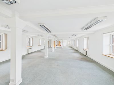 Property Image for 1 Courthouse Square, Dundee, Angus, DD1 1NH