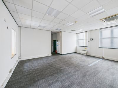 Property Image for 1 Courthouse Square, Dundee, Angus, DD1 1NH