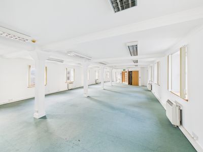 Property Image for 1 Courthouse Square, Dundee, Angus, DD1 1NH