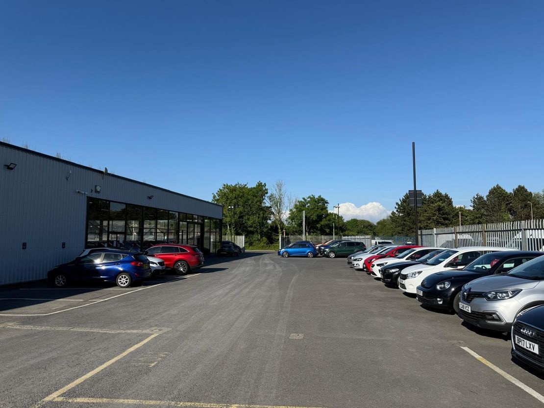 New Units at Dafen Business Quarter, Globe Row, Llanelli SA14 8PA