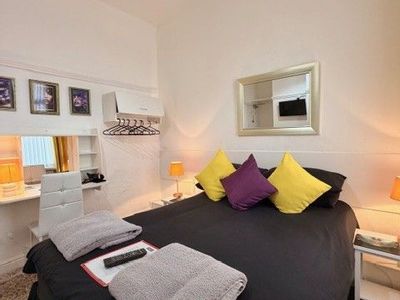 Property Image for Avant Garde Hotel, 115 Albert Road, Blackpool, FY14PW