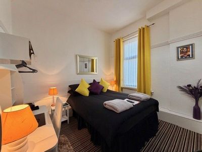 Property Image for Avant Garde Hotel, 115 Albert Road, Blackpool, FY14PW