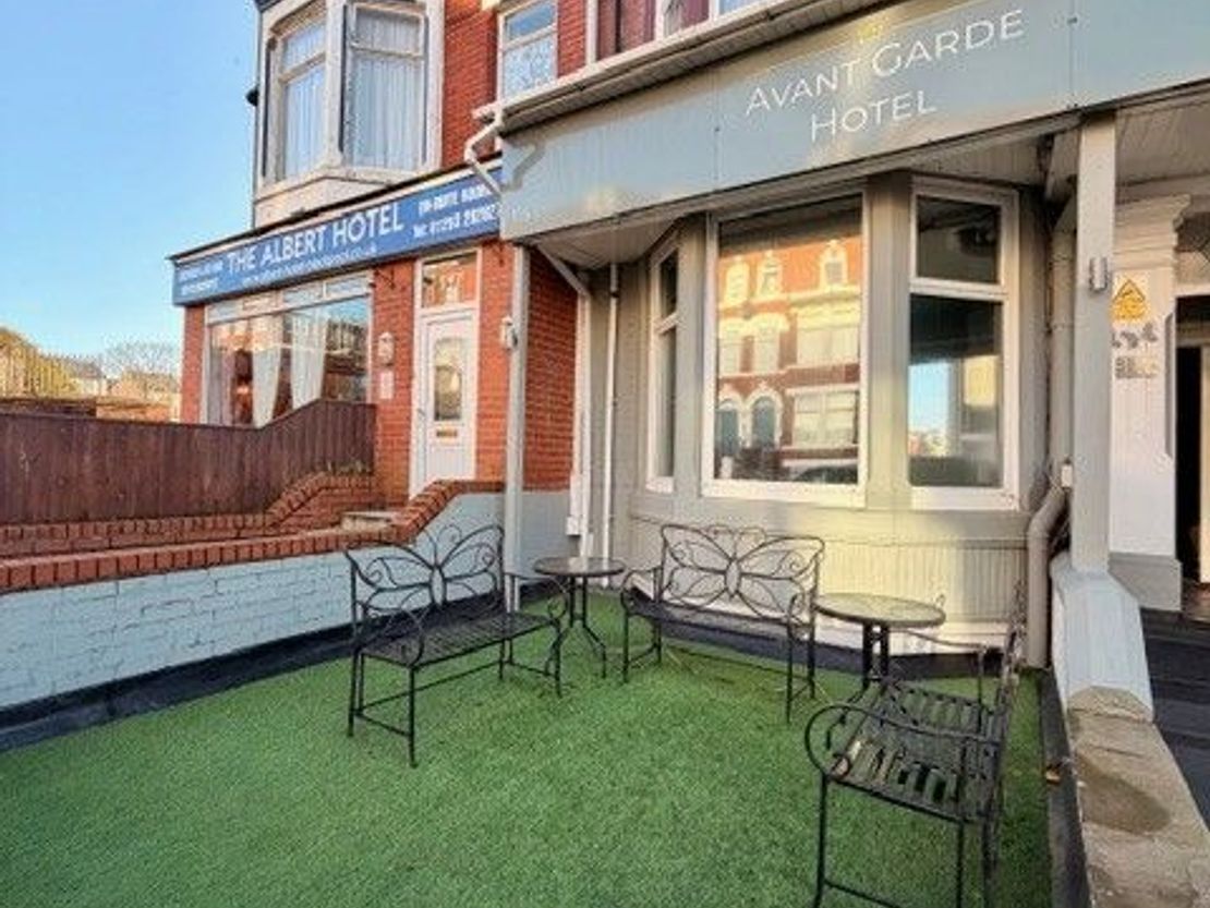 Avant Garde Hotel, 115 Albert Road, Blackpool, FY14PW