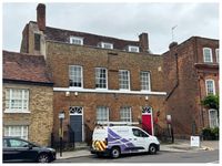 Property Image for 32 St Andrew St, Hertford SG14 1JA