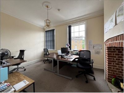 Property Image for 32 St Andrew St, Hertford SG14 1JA