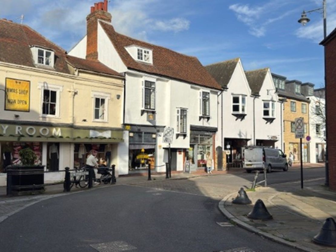 27-29 Railway St, Hertford SG14 1BA