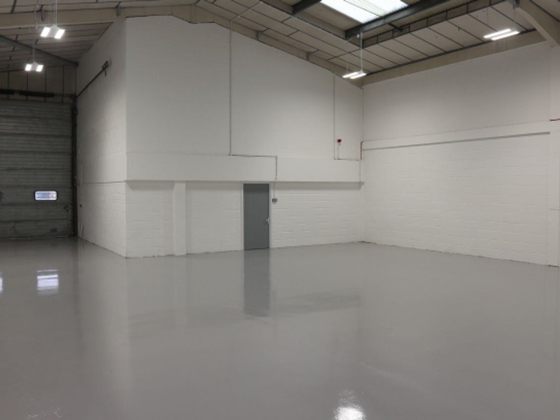 Unit 5 Robert Cort Industrial Estate, Britten Rd, Reading RG2 0AU, UK