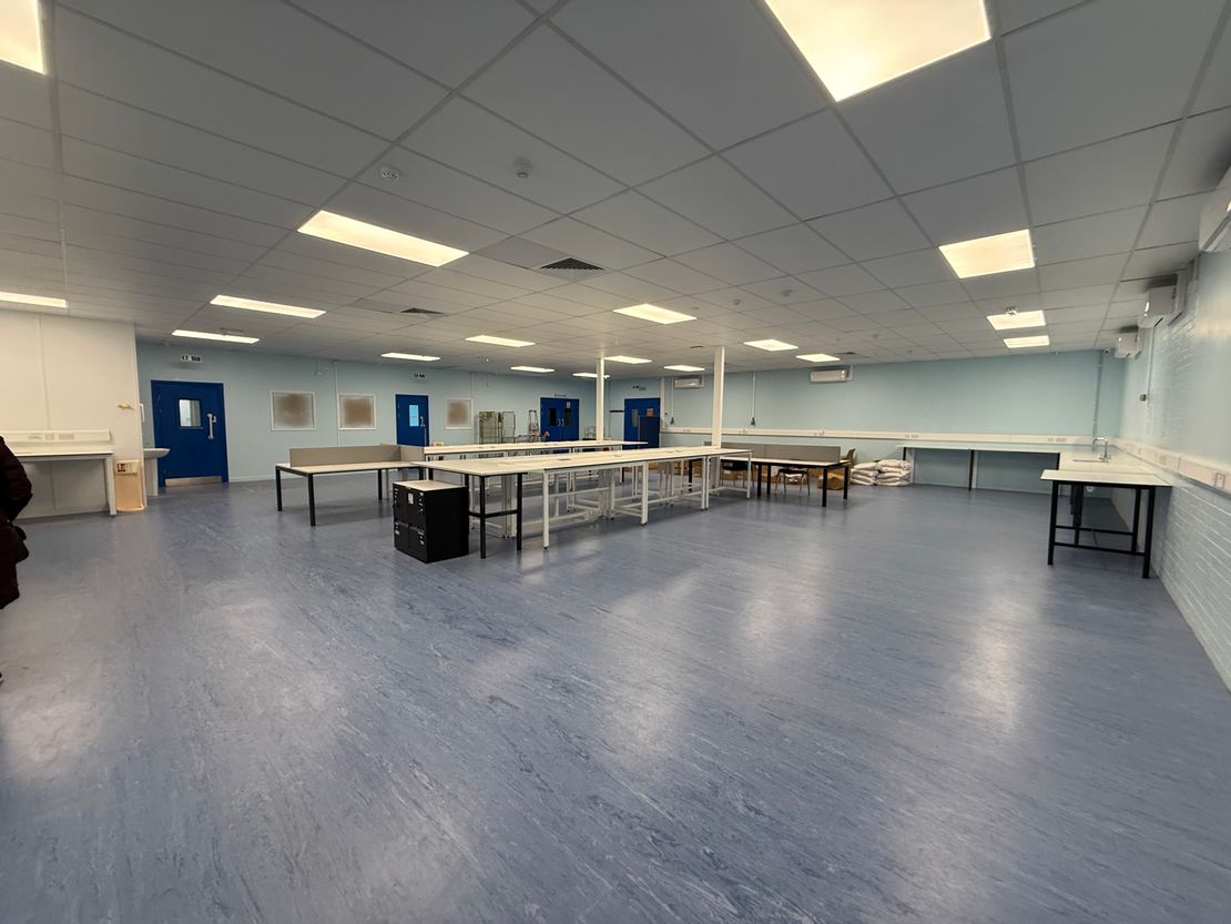 10-11 Station Close, Potters Bar, Hertfordshire, EN6 1TL