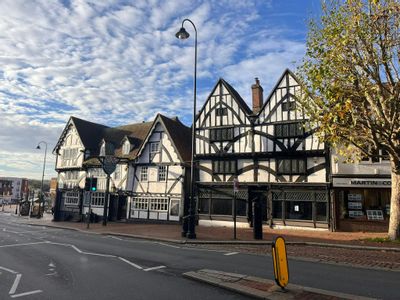 Property Image for 124 High Street, Tonbridge, TN9 1AS