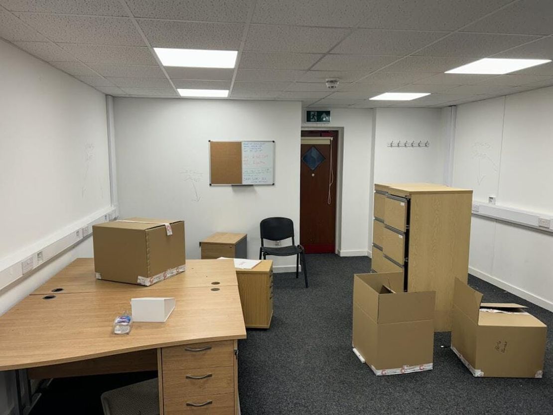 117 Deerdykes View, Westfield Industrial Estate, Cumbernauld, G68 9HN