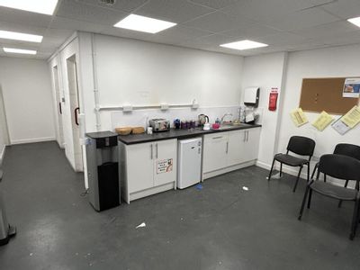 Property Image for 117 Deerdykes View, Westfield Industrial Estate, Cumbernauld, G68 9HN