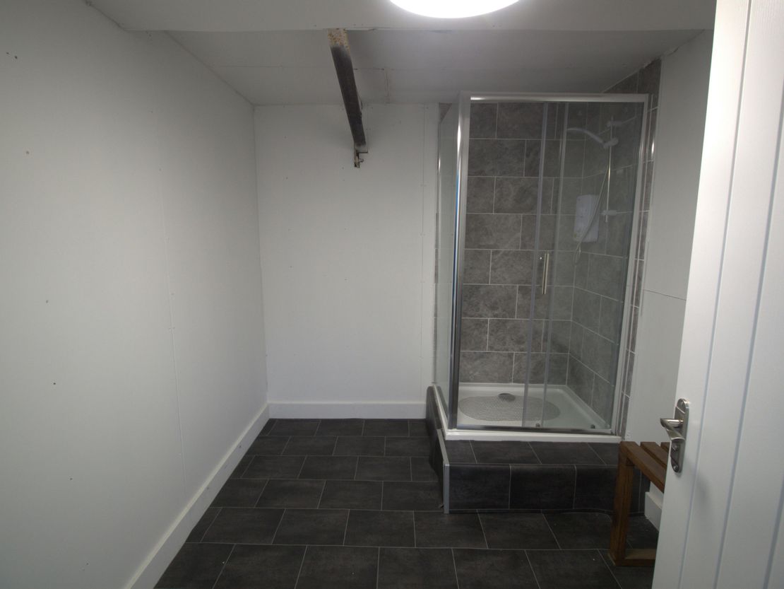 Unit 9B The Arches Industrial Estate, Coventry, CV1 3JQ