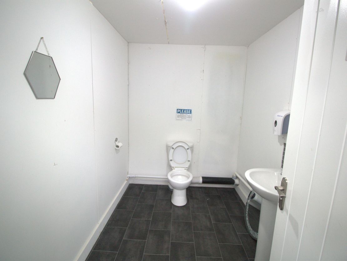 Unit 9B The Arches Industrial Estate, Coventry, CV1 3JQ