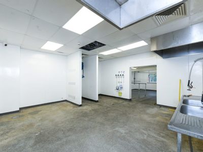 Property Image for 4-5 Linkmel Close, Queens Drive Industrial Estate, Nottingham, Nottinghamshire, NG2 1NA