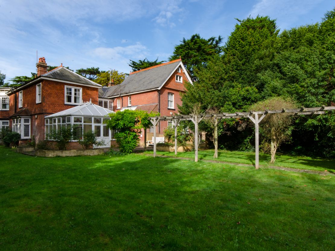 28A 28B 30 Dyke Road Avenue, Brighton, East Sussex, BN1 5LB