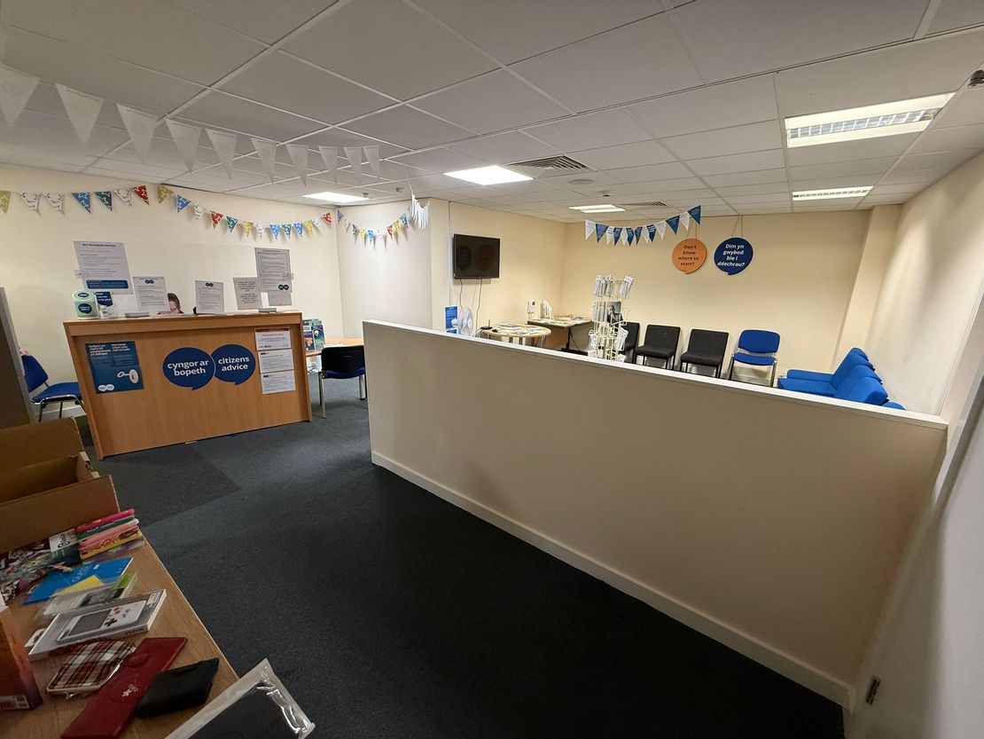 Second Floor Offices, 50A Wind Street, Swansea  SA1 1EE