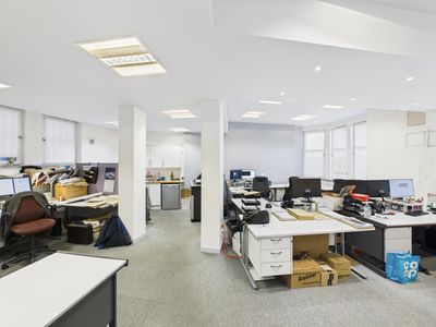 Property Image for 1 Meadowbank Place, Edinburgh, City Of Edinburgh, EH8 7AW