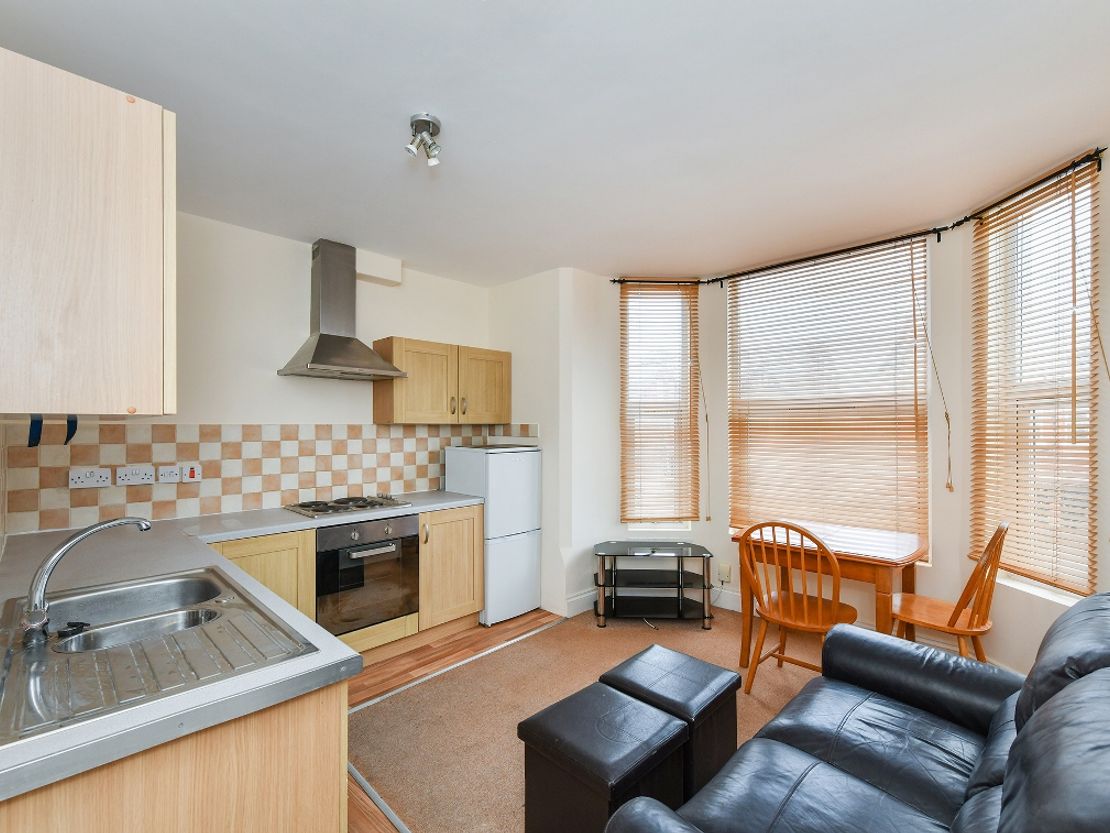 100-102 Musters Road, West Bridgford, Nottingham, Nottinghamshire, NG2 7PS