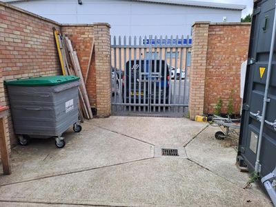 Property Image for Unit 1, Wedgewood Gate, Wedgewood Way, Stevenage, Hertfordshire, SG1 4SU