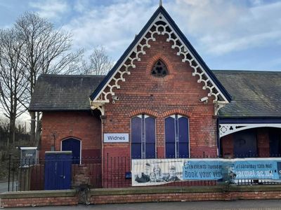 Property Image for Widnes Railway Station, Victoria Avenue, Widnes, Cheshire, WA8 7TJ