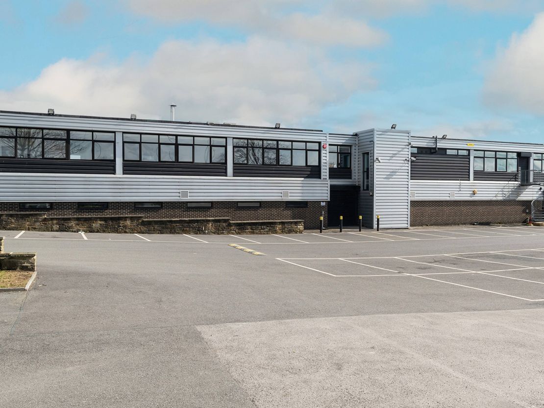 Unit 1a1, Seacroft Industrial & Trade Park, Coal Road, Seacroft, Leeds, West Yorkshire, LS14 2AF