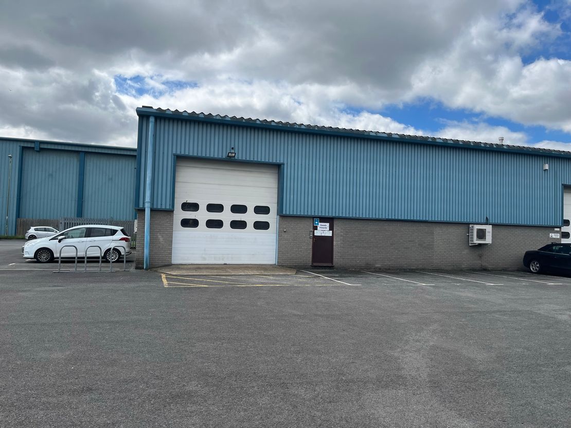 Unit B Rennie Gate, Mitchell Close, Portway Business Park, Andover, Hampshire, SP10 3TU