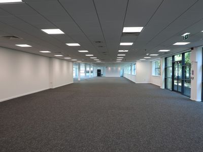 Property Image for 3 Paragon, Red Hall Crescent, Wakefield, West Yorkshire, WF1 2DF