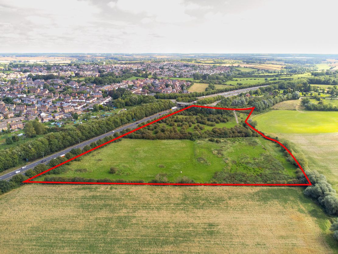 Land At Junction 4 A14, Rothwell, Northamptonshire, NN14 6GZ