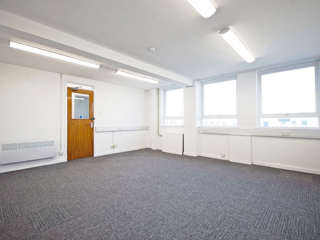 Units 4 & 5 Crown Way, West Way, Walworth Industrial Estate, Andover, Hampshire, SP10 5LU